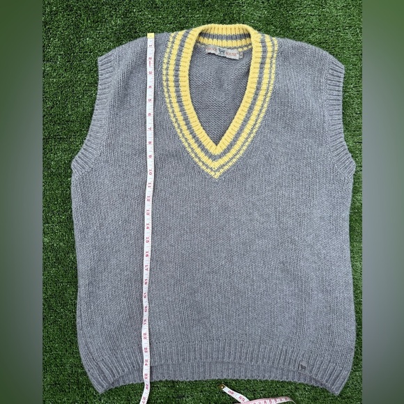 Wool House Gray and Yellow Men's Sweater Vest, Cashmere and Merino Wool size L - Picture 2 of 8